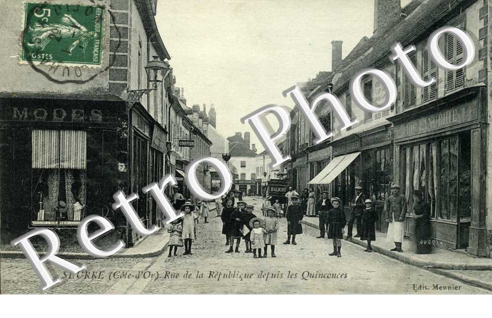 Rue de la republique depuis les Quinconces