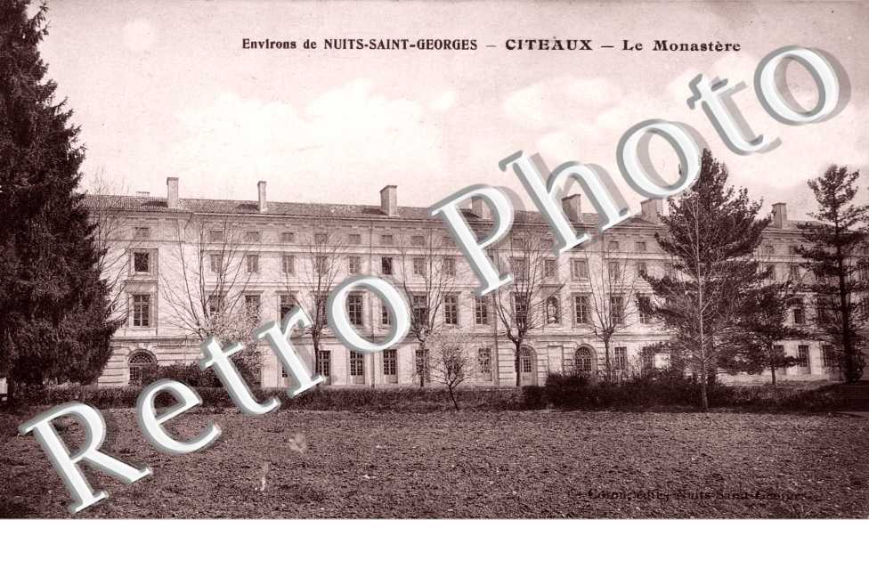 Le monastère