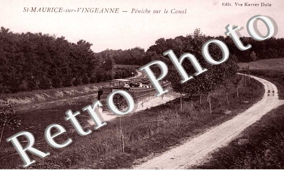 Peniche sur le Canal
