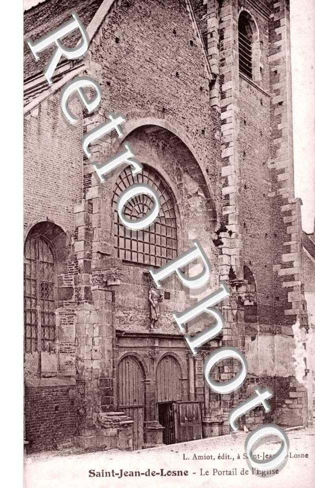 le portail de l'eglise