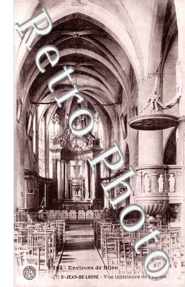 Interieur de l'eglise