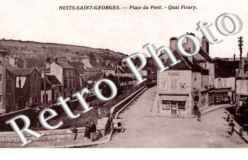 Place du Pont, Quai Fleury