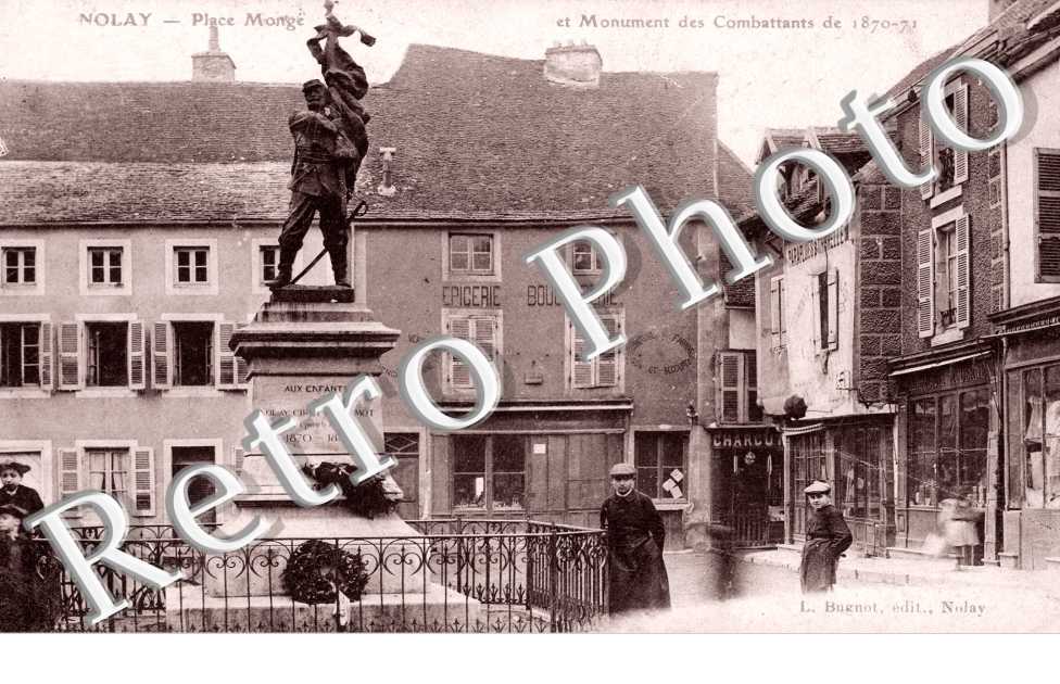 Place Monge et Monument aux Morts