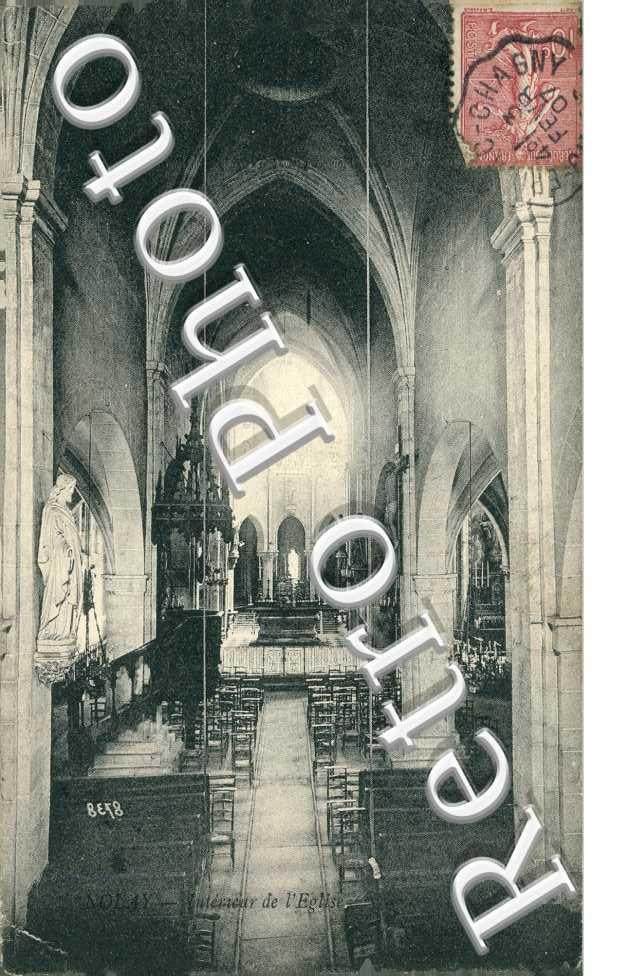 Interieur de l'eglise