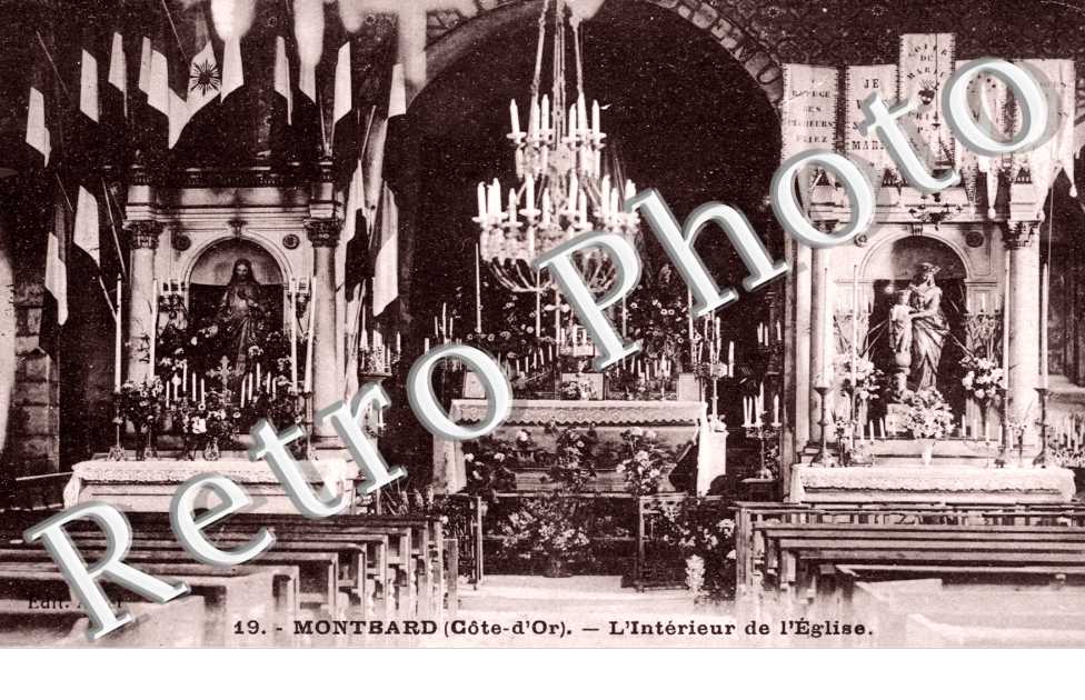 Interieur de l'eglise