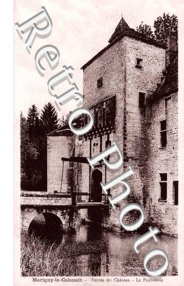 le Chateau - Pont Levis