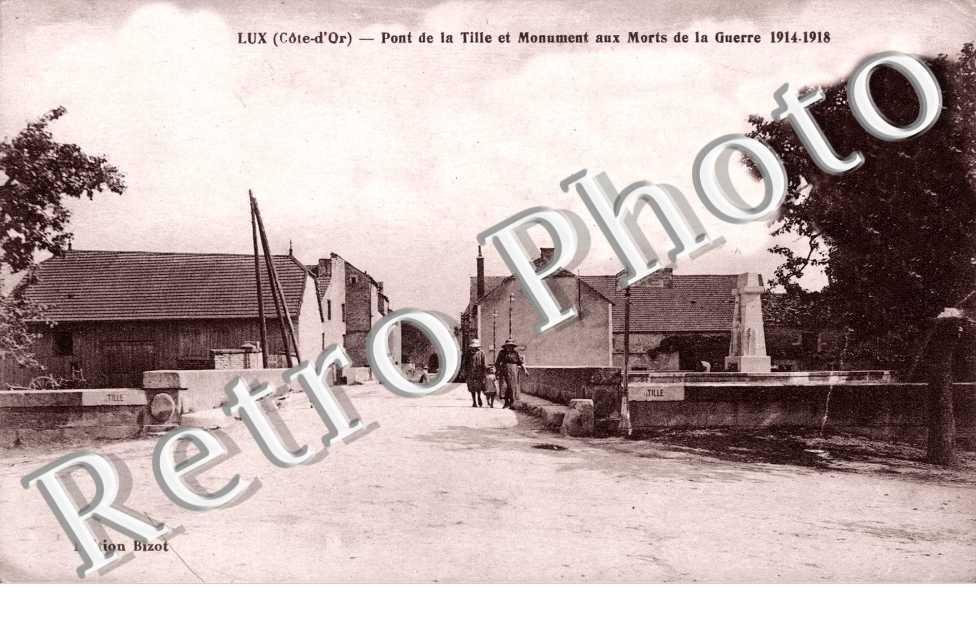 Pont de la Tille et Monument aux Morts