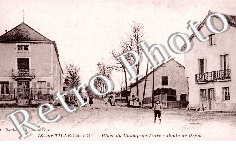 Place du Champs de Foire, Route de Dijon