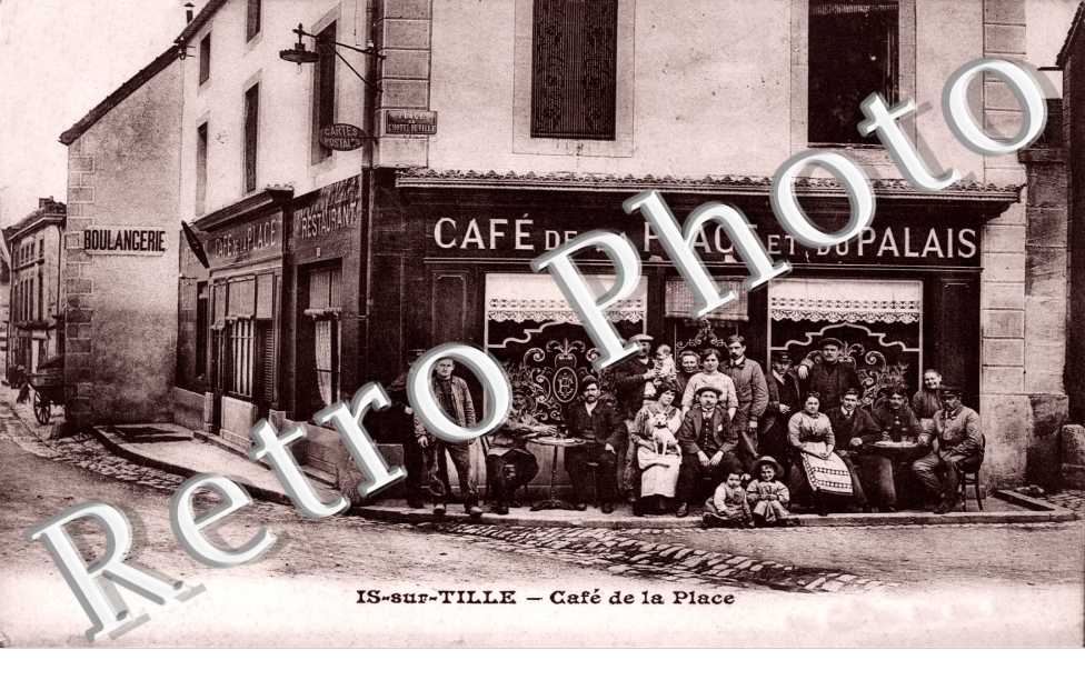 Cafe de la Place et du Palais