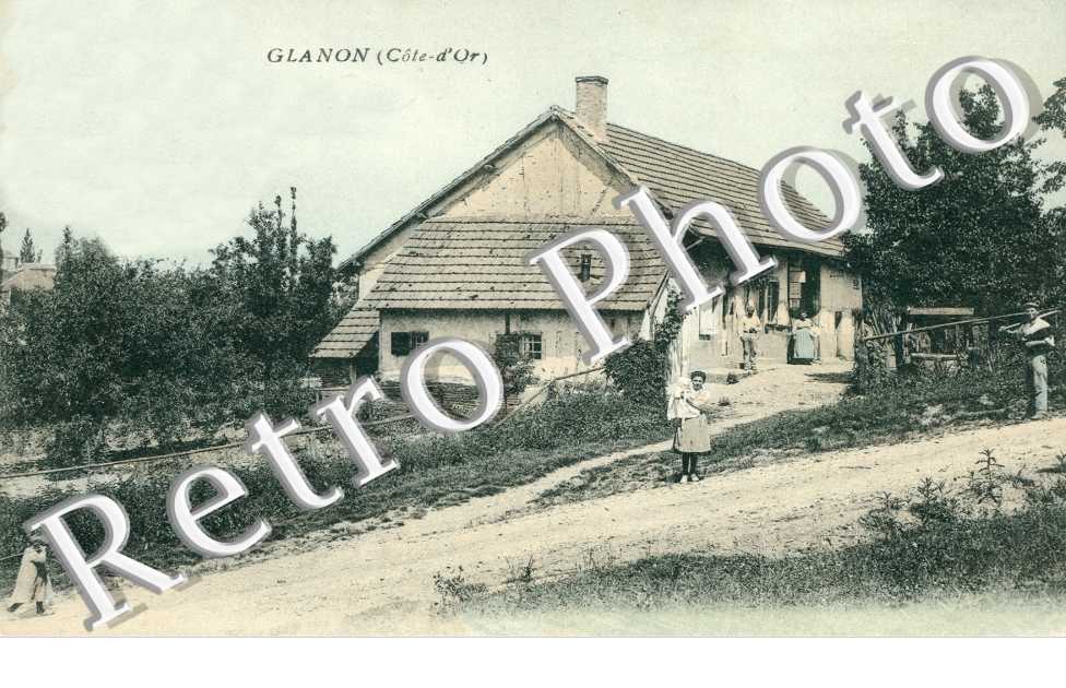(une maison)