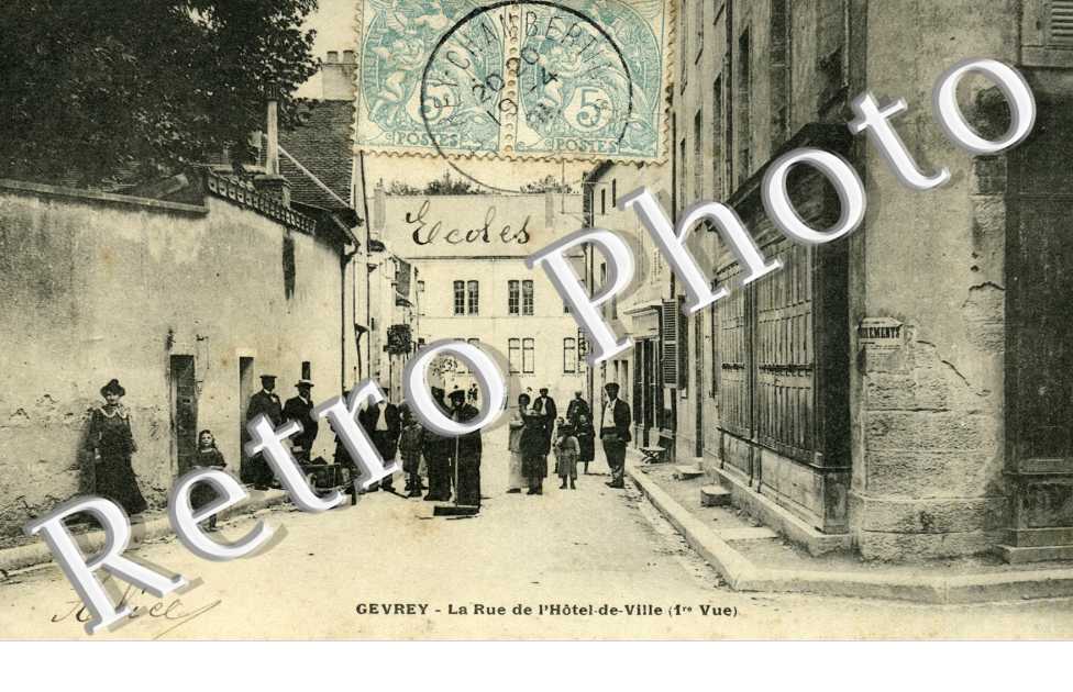 la rue de l'hotel de ville