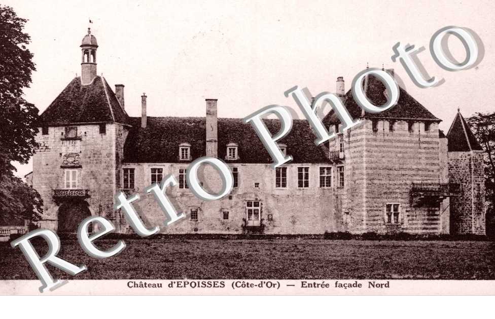 Le Château - Entrée façade nord