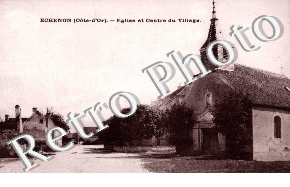 Eglise et Centre du Village