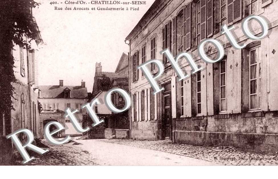 Rue des Avocats et Gendarmerie a Pied