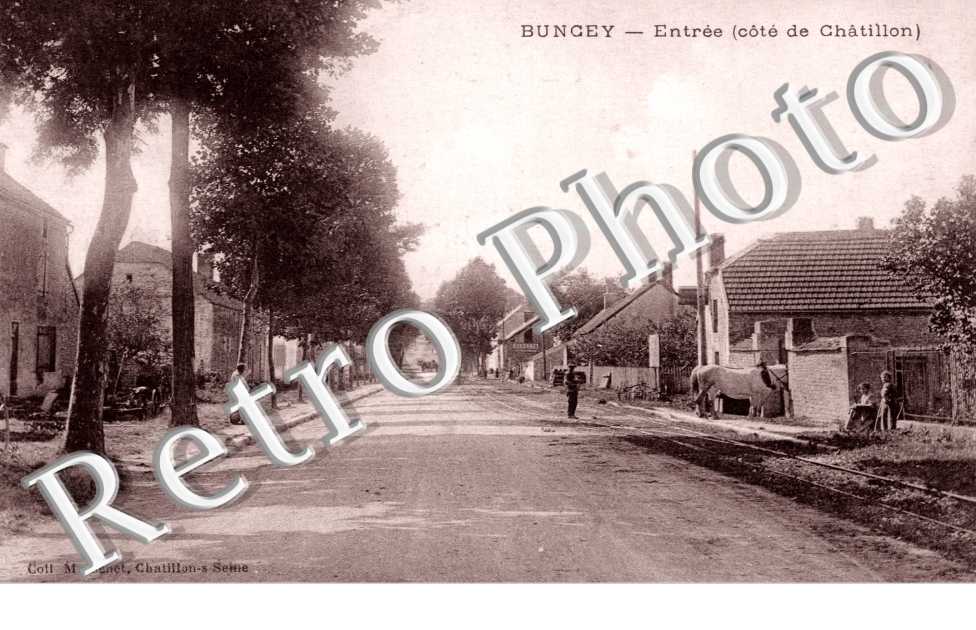Entree du Village