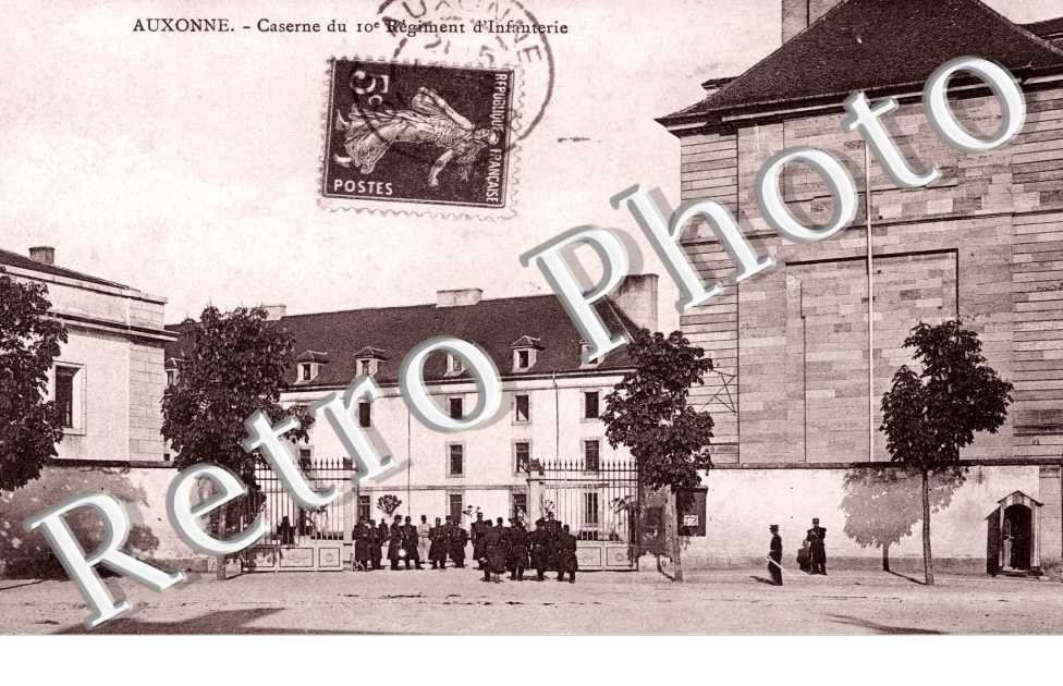 caserne du 10e Regiment d&#039;Infanterie