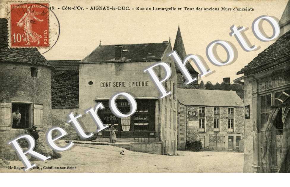 rue de lamargelle et tour des anciens murs d'enceinte