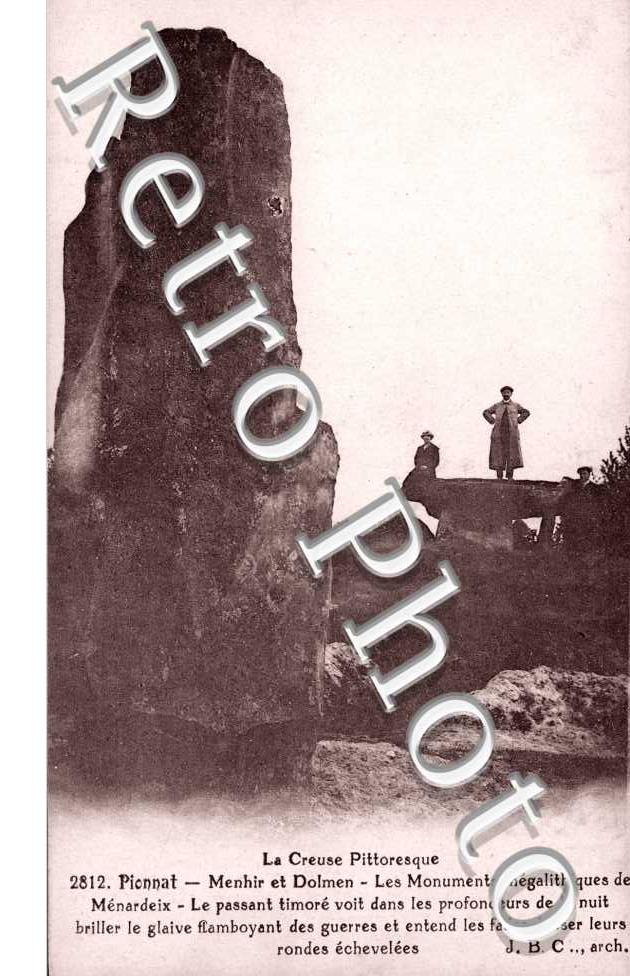Menhir et dolmen