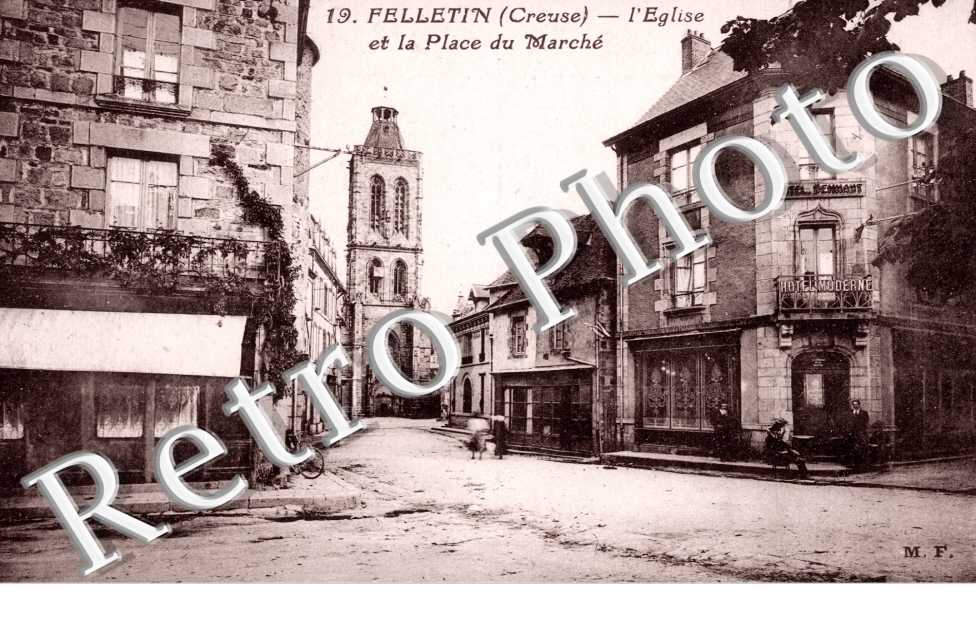 Eglise et Place du Marche