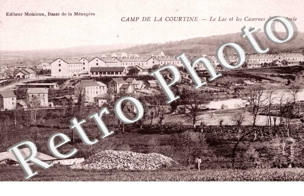 Vue generale du Camp, le Lac et les Casernes d'Infanterie