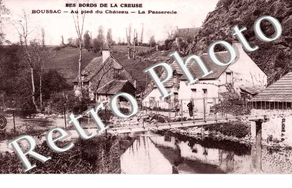 Au pied du Chateau - la passerelle