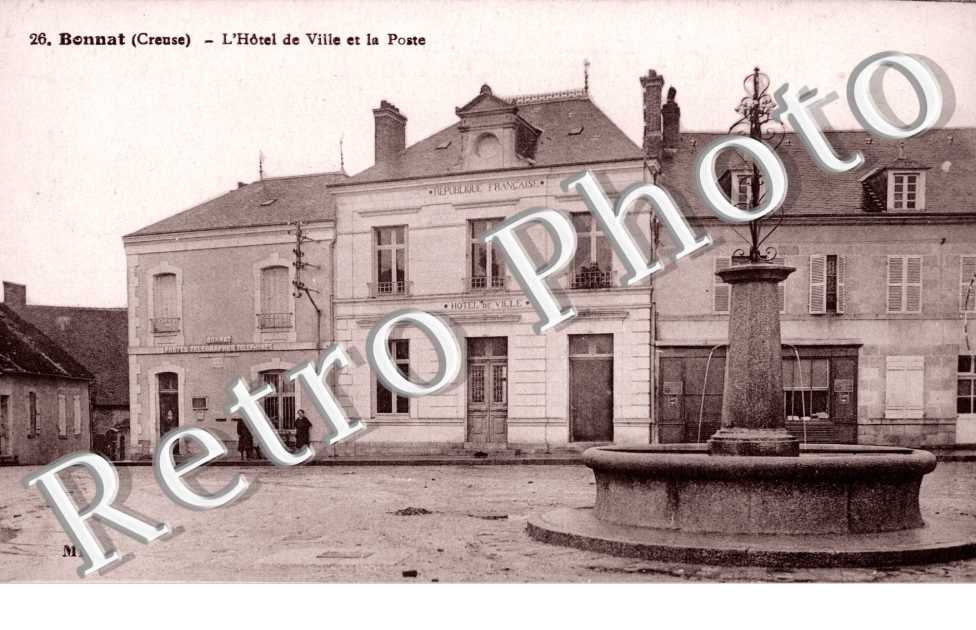L'Hotel de Ville et la Poste