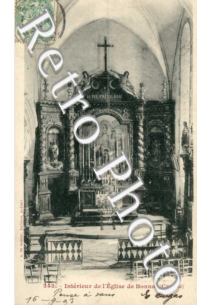 interieur de l'eglise