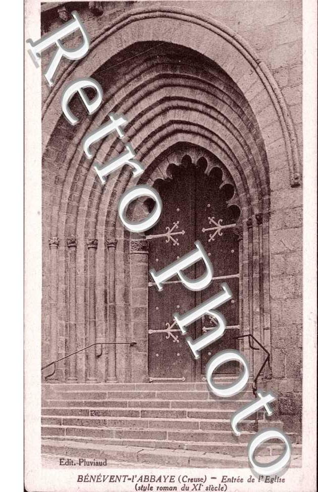 entree de l&#039;eglise