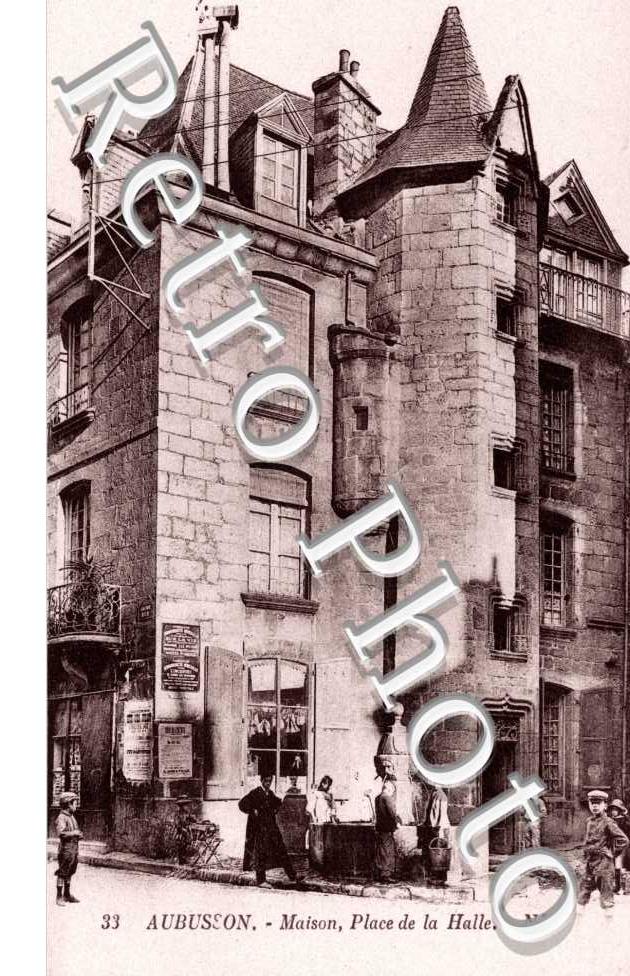 Moison place de la Halle