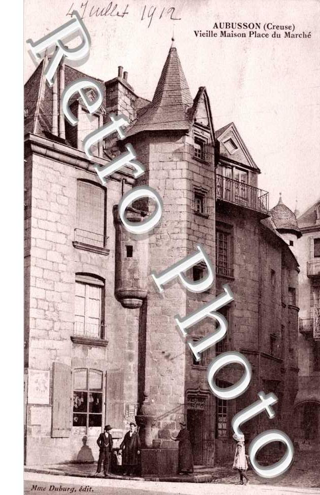 Vieille Maison place du marche