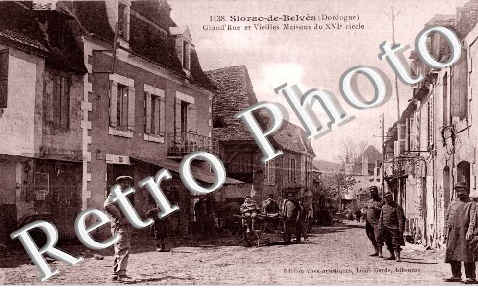 Grand&#039;rue et vieilles maisons du XVIe siecle