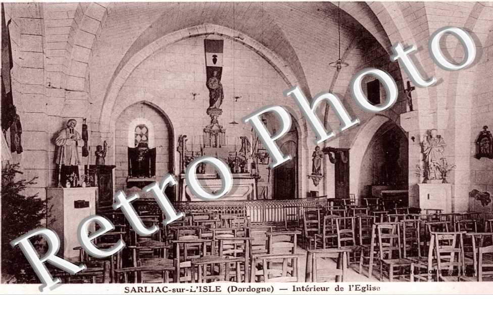Interieur de l'eglise