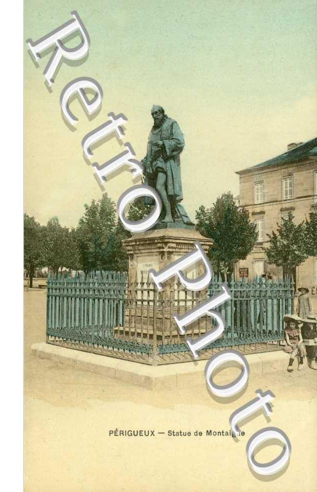Statue de Montaigne