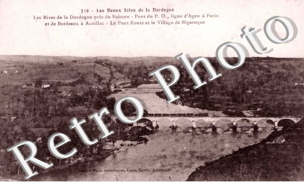 Le pont route et le village de Bigaroque