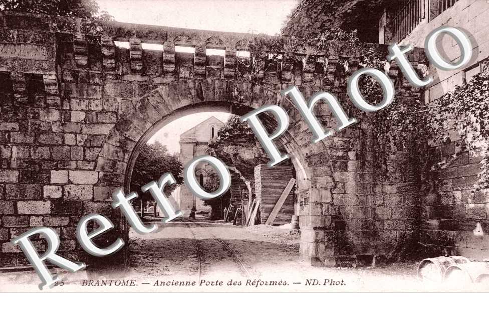 Ancienne porte des reformes