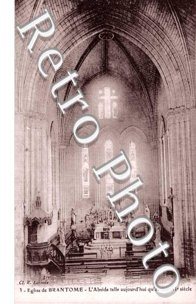 Interieur de l'eglise