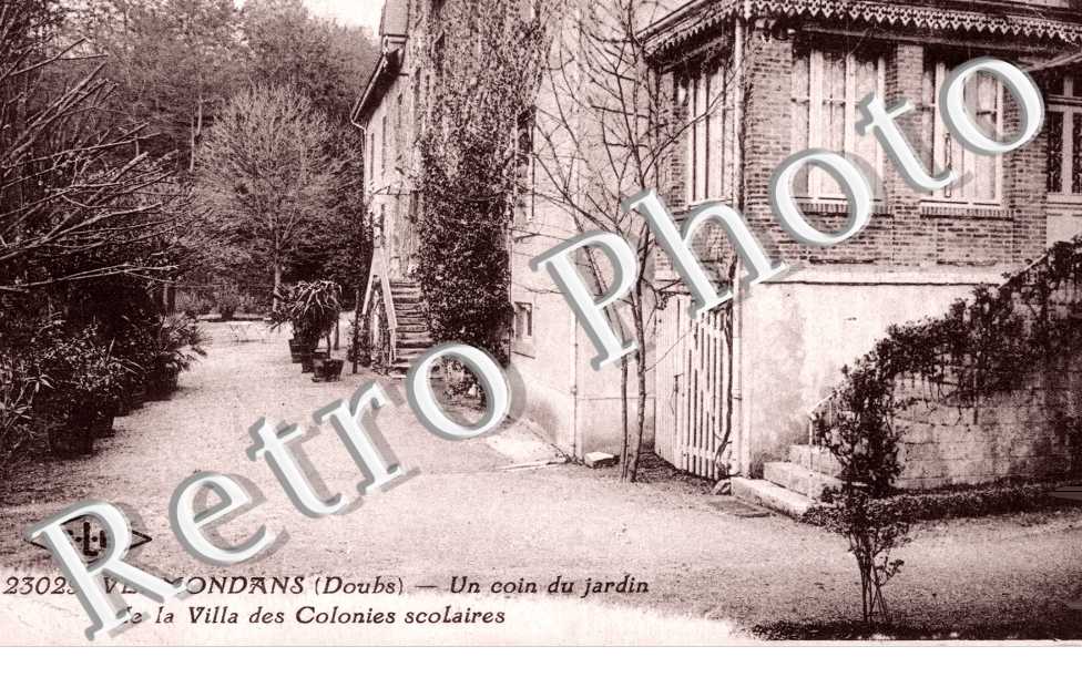 Un coin du Jardin de la Villa des Colonies Scolaires