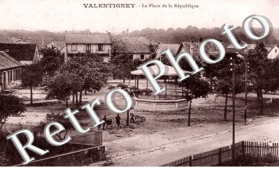 la Place de la Republique