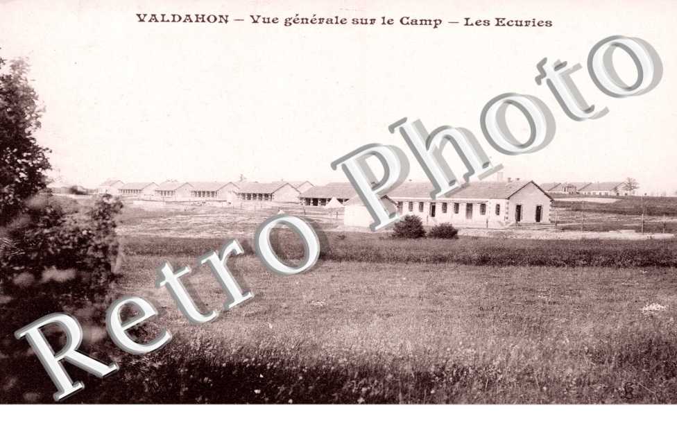 vue generale du Camp - les Ecuries