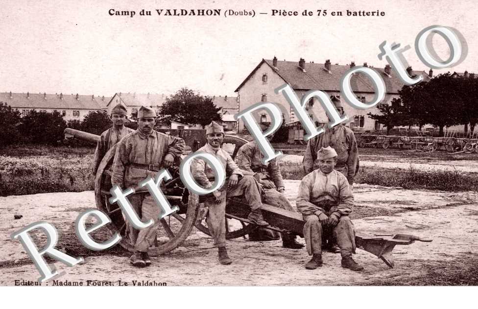 Camp du Valdahon, Piece de 75 en batterie