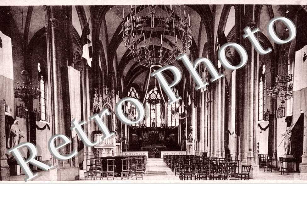 Intérieur de l'eglise