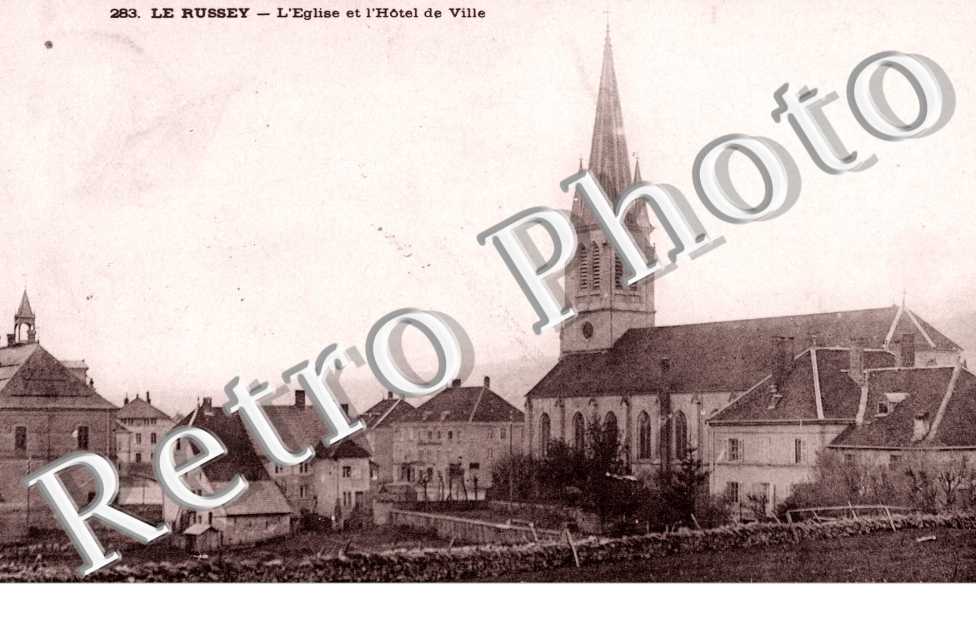 l&#039;Eglise et l&#039;Hotel de Ville