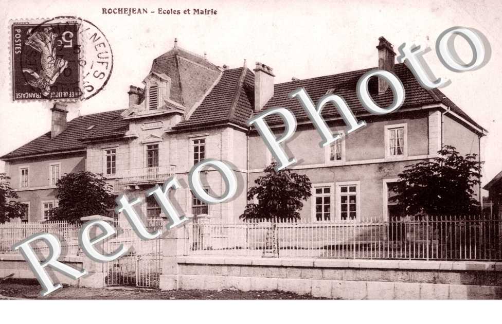 Ecoles et Mairie