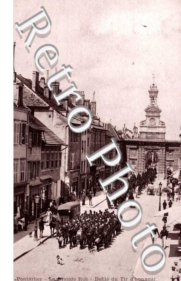 la Grande Rue, Defile du Tir d'honneur