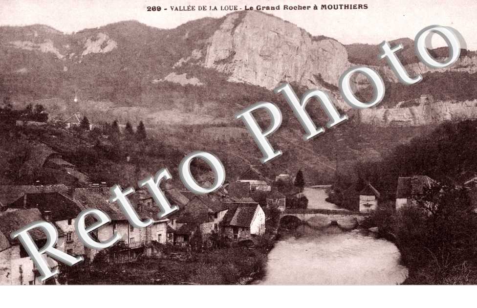 le grand rocher a moutiers