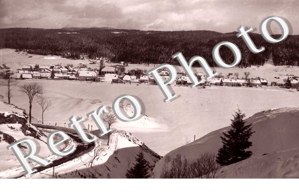 le Village et la Chaine du Noirmont