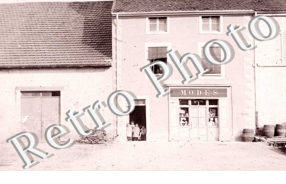 Une Boutique : "Modes"