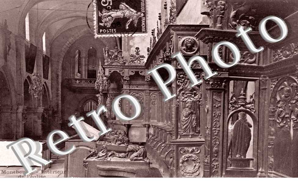 Interieur de l'eglise - Stalles de Gauche