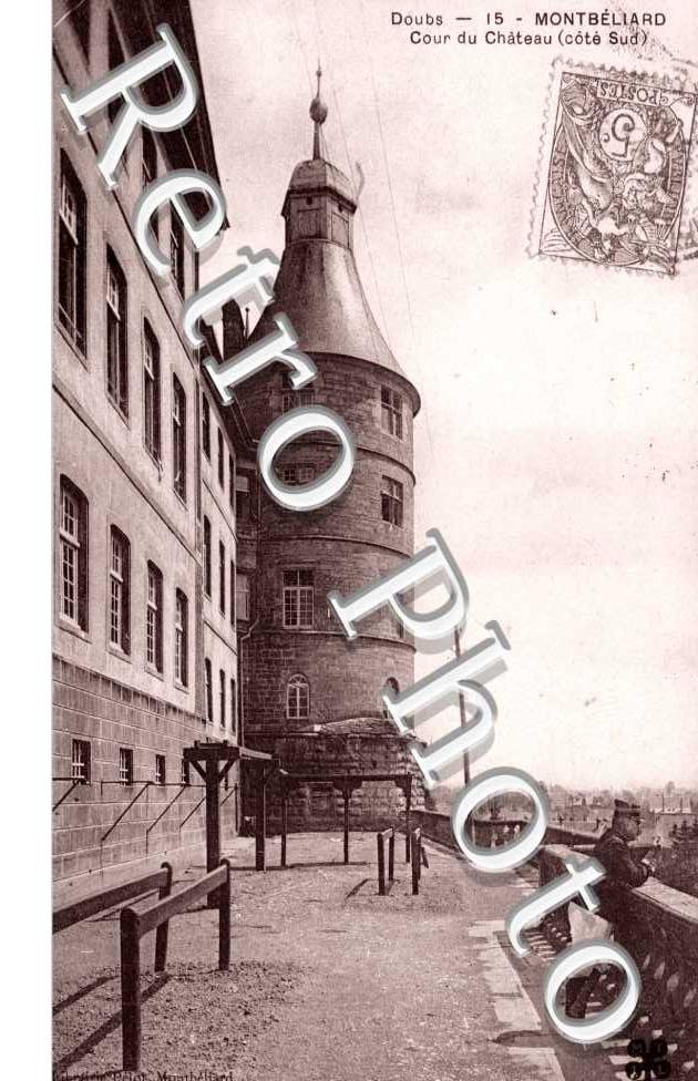 Cour du Chateau