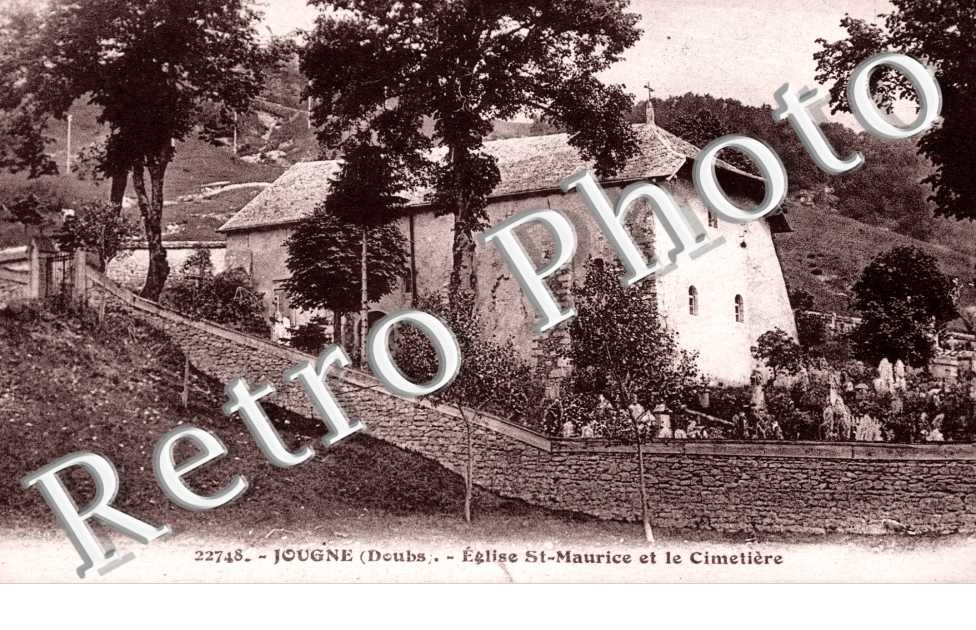 Eglise Saint-Maurice et le Cimetiere